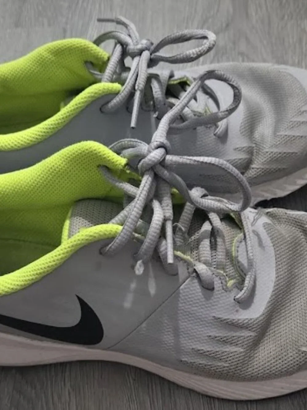 Nike Grade School Star Runner (GS) Running Shoes Size 6Y